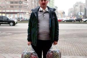 "Выживший": соцсети обсуждают Стрелкова-Гиркина, который вовремя сбежал