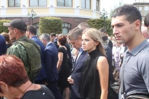 Поклонская пообещала наказать "позорных шакалов", которые убили Захарченко