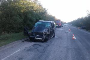 В Запорожской области на трассе Харьков - Симферополь произошло ДТП: погибло 4 человека