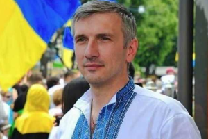 Ранение активиста Олега Михайлика: в полиции назвали 5 возможных версий