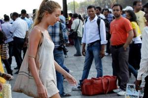 В Индии знакомые мужчины похитили его дочь и восемь часов насиловали ее толпой