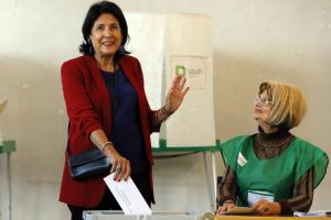 Грузия не выбрала президента: предстоит второй тур