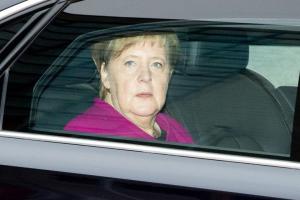 Ангела Меркель объявила о готовности отказаться от руководства партии ХДС