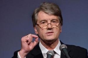 Политолог прокомментировал идею назначить Ющенко вместо Кучмы в ТГК для переговоров 