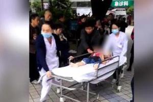 В Китае женщина с кухонным ножом напала на малышей в детсаду: много пострадавших