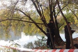 В Киеве женщина утопила собственных детей в озере