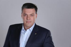 Политолог: Тягнибок снял свою кандидатуру с президентских выборов