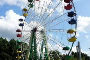 В Германии рухнуло колесо обозрения: упали четыре кабинки с детьми