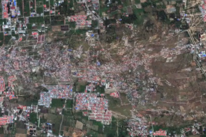 Спутник снял на видео, как землетрясение уничтожает город в Индонезии