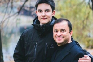 В семье певца Виктора Павлика горе: у младшего сына обнаружили рак