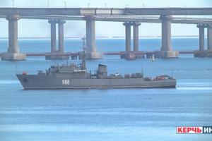 Ситуация в Азовском море: Украинские катера захватил спецназ РФ, ранены двое моряков