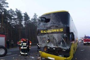 ДТП в Польше: Украинский автобус столкнулся с 4 автомобилями