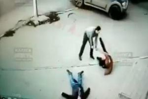Россиянин палкой избил двух боевиков с Донбасса - соцсети