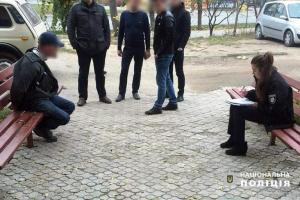 В Ивано-Франковске велосипедист врезался в прохожего: конфликт закончился стрельбой