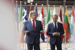 Порошенко провел телефонные переговоры с Д. Туском и А. Дудой