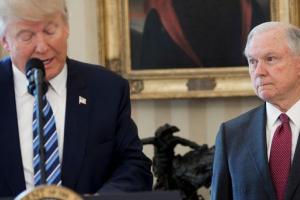 Отставка Сешнса: Трамп решил повторить кальку президента Никсона - политолог