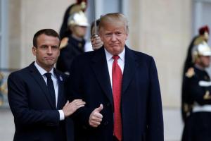 "Конструктивная беседа" после критики: Трамп и Макрон встретились в Париже