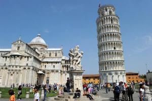 Ученые выяснили, что Пизанская башня начала выравниваться