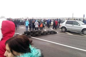 "Евробляхеры" практически полностью заблокировали границу с Польшей - видео