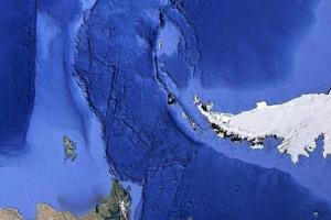 На дне океана были обнаружены загадочные тоннели