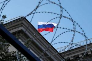 "Напугали ежа": Как украинские политики отреагировали на санкции РФ