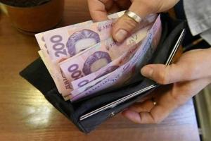 Повышение зарплат в январе коснется четверти работающих украинцев