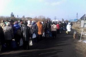 СЦКК: Люди гибнут в очередях на КПВВ