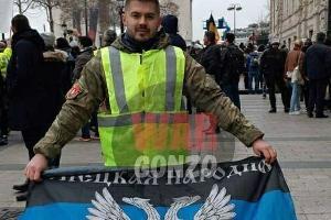 В Париже "засветился" защитник "русского мира" с флагом "ДНР"
