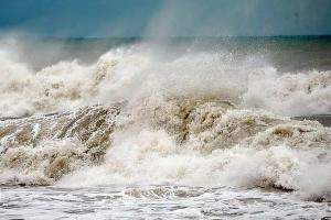 Синоптики прогнозируют в Азовском море шторм с двухметровыми волнами