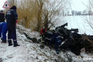 В жутком ДТП на Николаевщине погибли 8 человек, из них трое детей