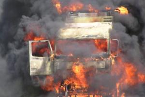 Сутки на Донбассе: ВСУ уничтожили "КАМАЗ" боевиков с вооружением и захватили технику