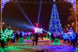 Как выглядел оккупированный Донецк в новогоднюю ночь: фото