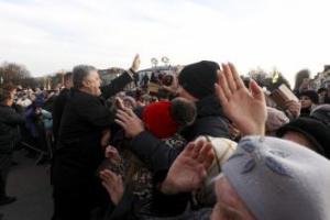 "Ты такой же шахтер, как я балерина": Порошенко оскорбил горняка