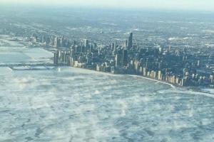 США сковали лютые морозы: в соцсетях показали кадры из зоны аномального холода