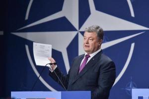 Порошенко озвучил сроки вступления Украины в НАТО