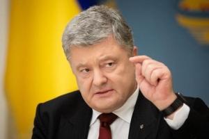 Порошенко: "С завтрашнего дня я начинаю борьбу за выигрыш во втором туре"