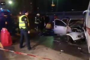 В Киеве при лобовом столкновении скорой помощи и легковушки погибли 3 человека