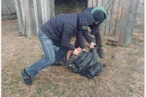 В Хмельницкой области задержали педофила, который изнасиловал 11-летнюю девочку