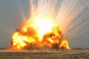 На Луганщине подорвался автомобиль с военными