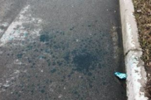 В Киеве неизвестный облил зеленкой судью