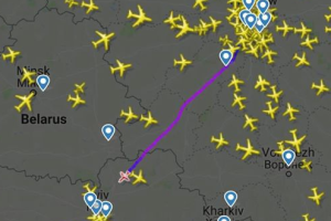 "Зеленый коридор во время войны": Украинцев разозлили прямые перелеты Медведчука в Москву