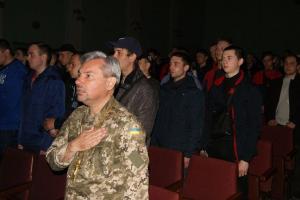 На службу в ВСУ отправились 10 жителей Лисичанска: кадры