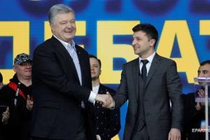 Порошенко поздравил Зеленского с избранием на пост Президента и договорился о встрече с ним