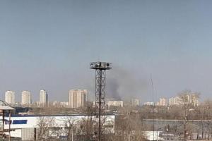 На левобережье Киева вспыхнуло 200 квадратных метров мусора