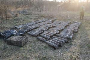 На турбазе в Луганской области обнаружен склад артиллерийских снарядов