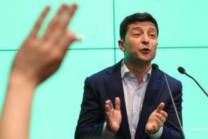 Янукович написал письмо Зеленскому