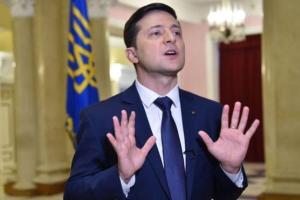 Экс-судьи КСУ просят признать неконституционным указ Зеленского о роспуске Рады