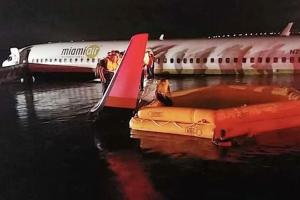 Появились видеокадры американского Boeing 737, севшего в реку