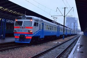 "Укрзалізниця" на лето продлила маршруты двоих поездов до курортных городов Приазовья