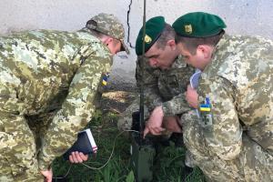 В Лисичанске прошли учения у пограничников-связистов